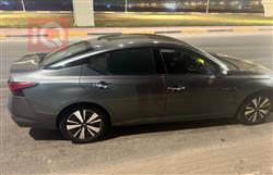 نيسان ألتيما